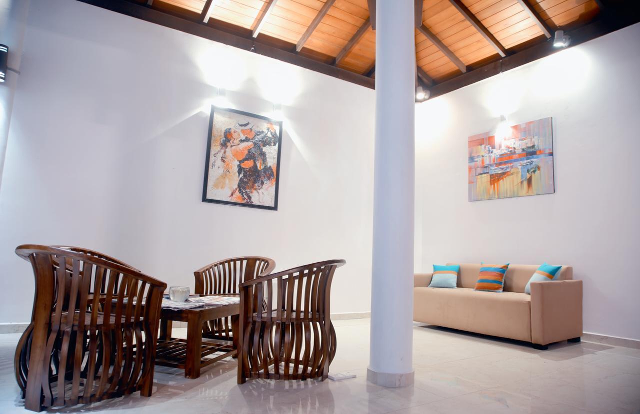 Ranna 212 Beach Resort Kahandamodara Esterno foto